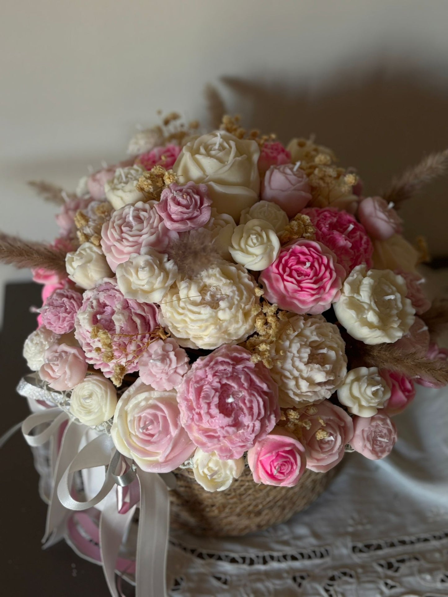 Bouquet Eleganza Chanel – 70/80 Candele Artigianali in Cera di Soia